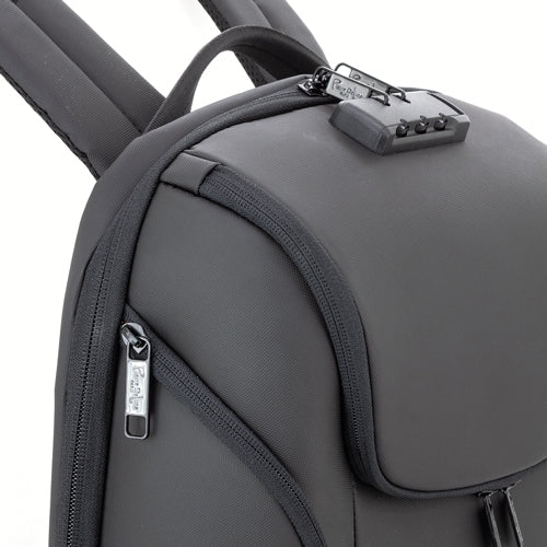 MOCHILA SEMI-RIGIDA "HOFMAN"